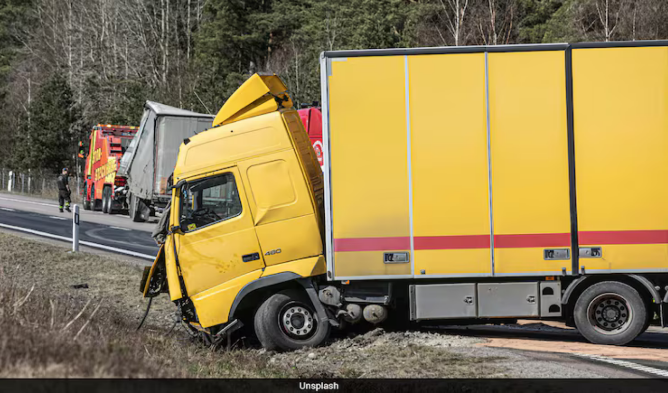 Father Stages Crash to Kill Son for Insurance Payout Father Stages Crash to Kill Son for Insurance Payout