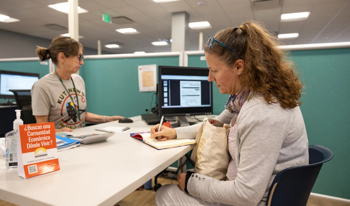 Texans Weigh Insurance Options as Premiums Rise and Subsidies Texans Weigh Insurance Options as Premiums Rise and Subsidies Expire