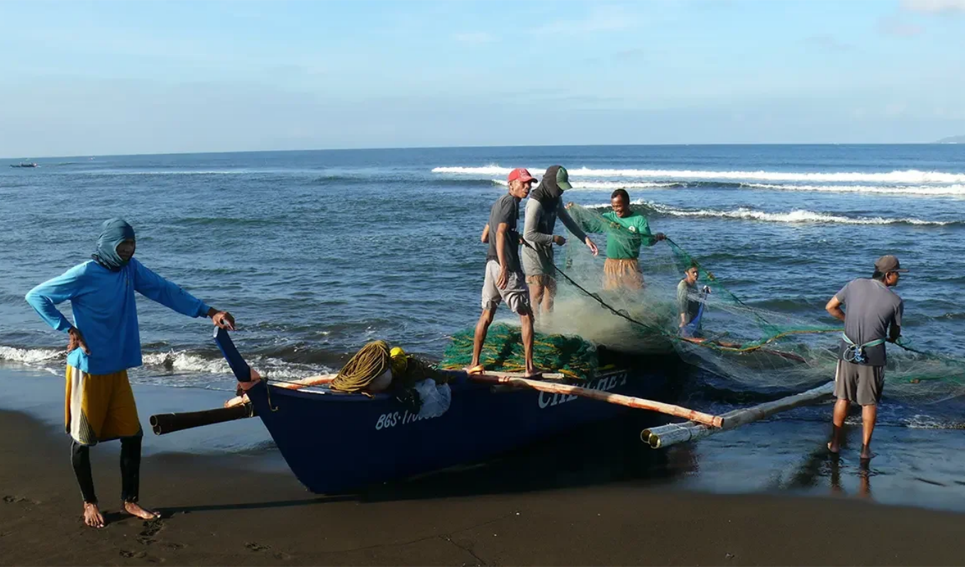 Willis and Rare Launch Innovative Insurance Solution for Small Scale Fishers in the Philippines Willis and Rare Launch Innovative Insurance Solution for Small-Scale Fishers in the Philippines