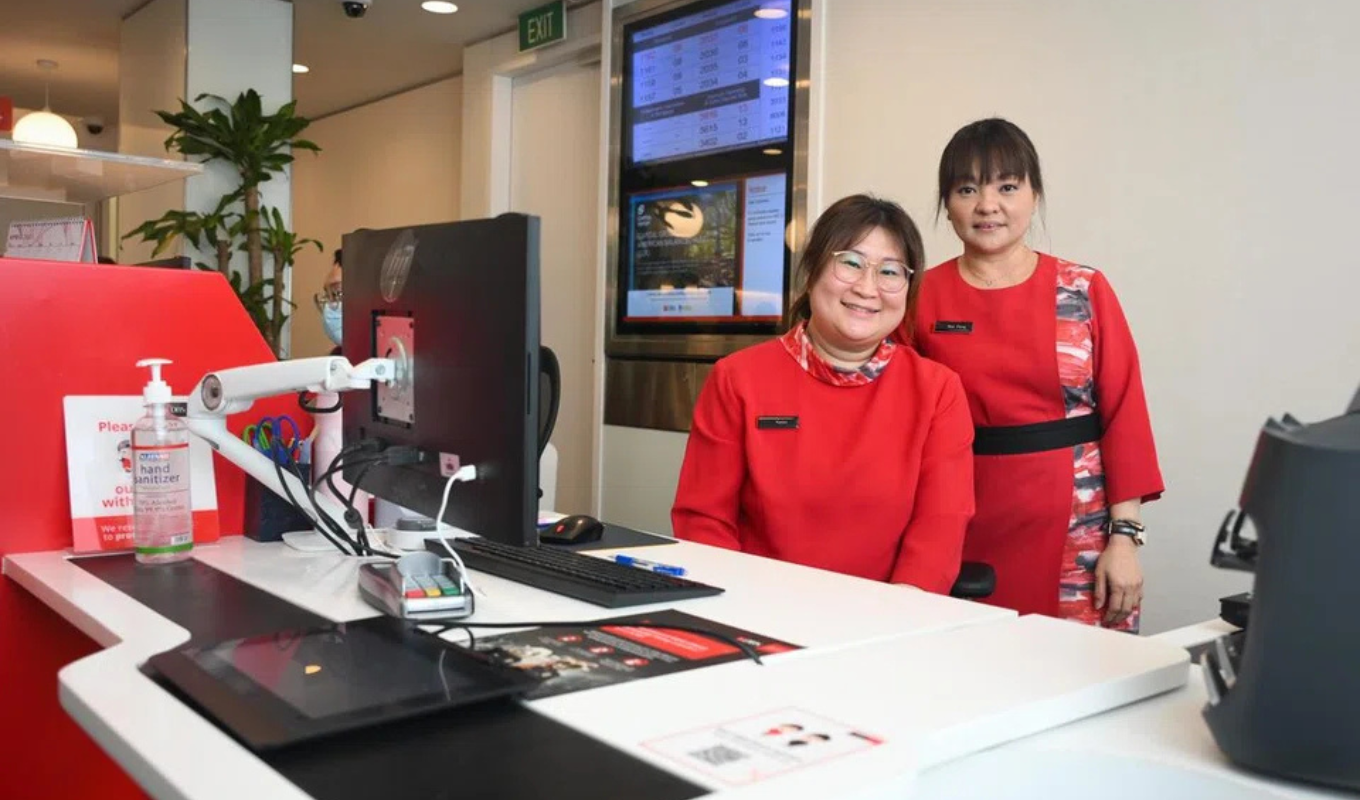 Woman, 70, Saved from $40,000 Insurance Scam by Alert Bank Officer