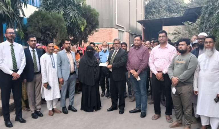 Bengal Islamic Life Facilitates Takaful Check Handover Bengal Islamic Life Facilitates Takaful Check Handover